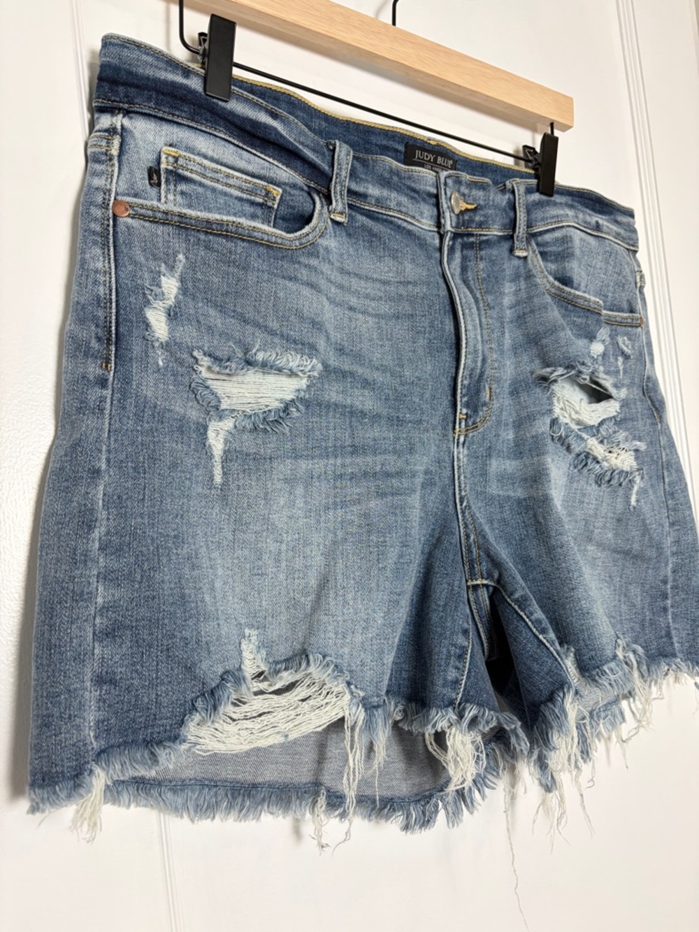 Judy Blue distressed denim shorts - Picture 11 of 16